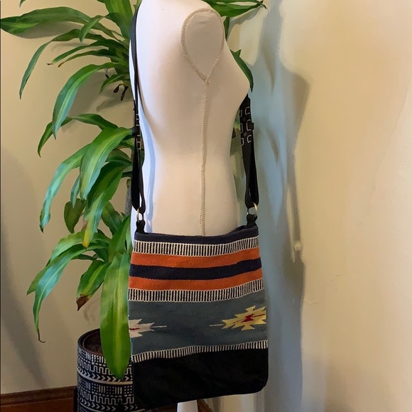 Crossbody bag - Picture 3 of 4